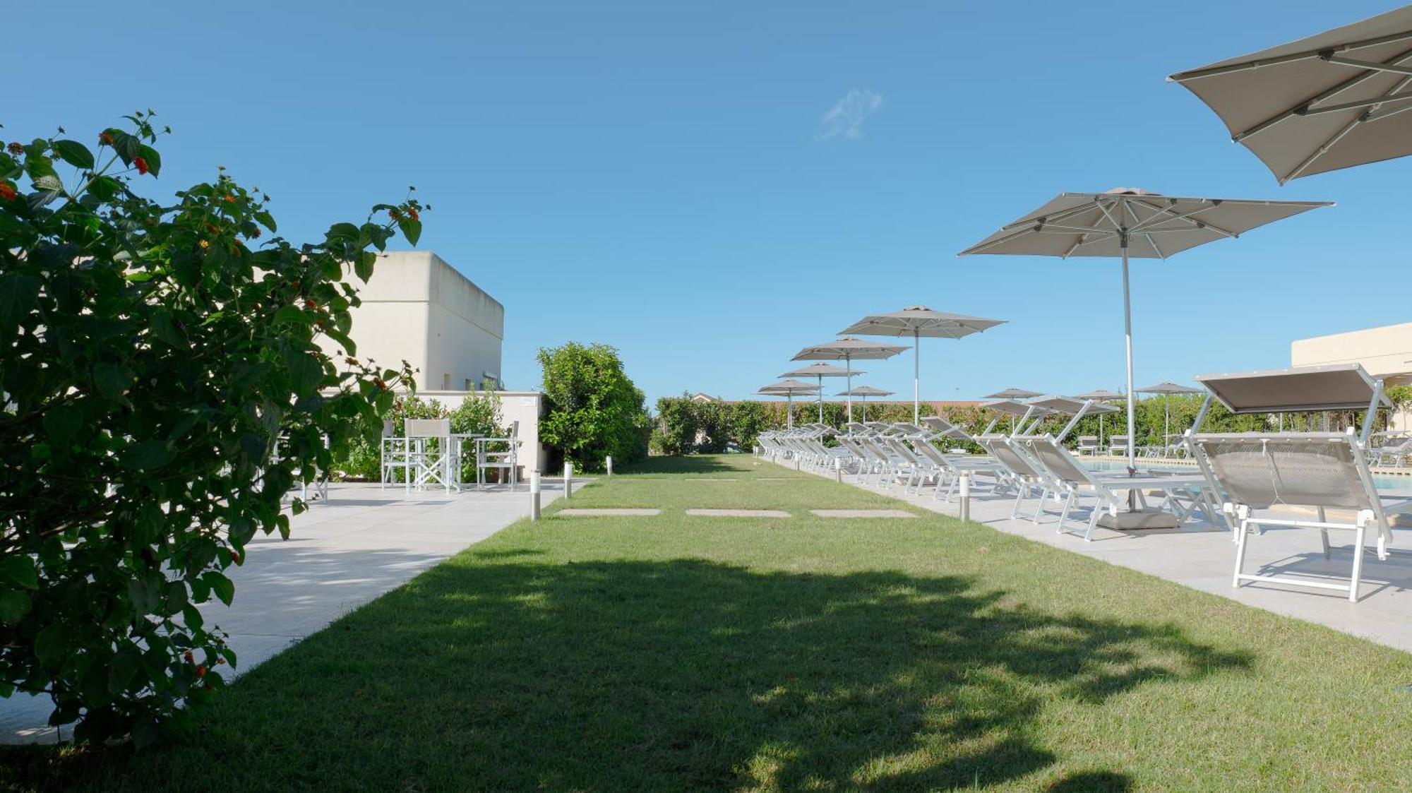 Delle Rose, Hotel & Horse Riding Торе Вадо Екстериор снимка