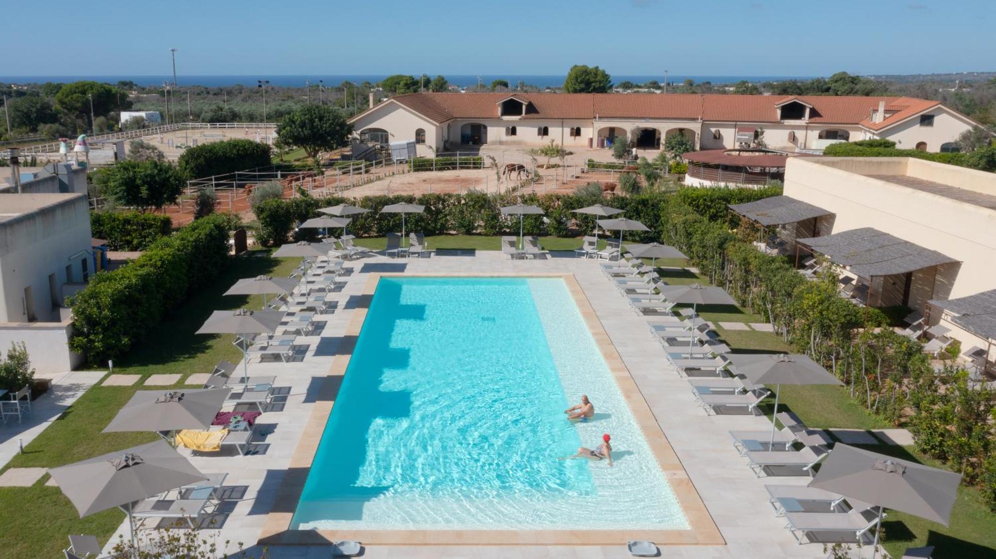 Delle Rose, Hotel & Horse Riding Торе Вадо Екстериор снимка