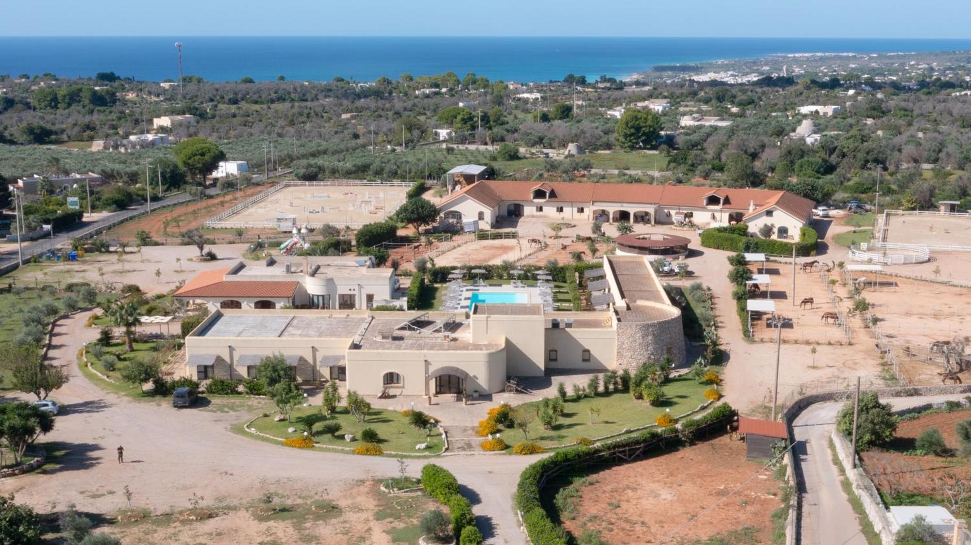 Delle Rose, Hotel & Horse Riding Торе Вадо Екстериор снимка